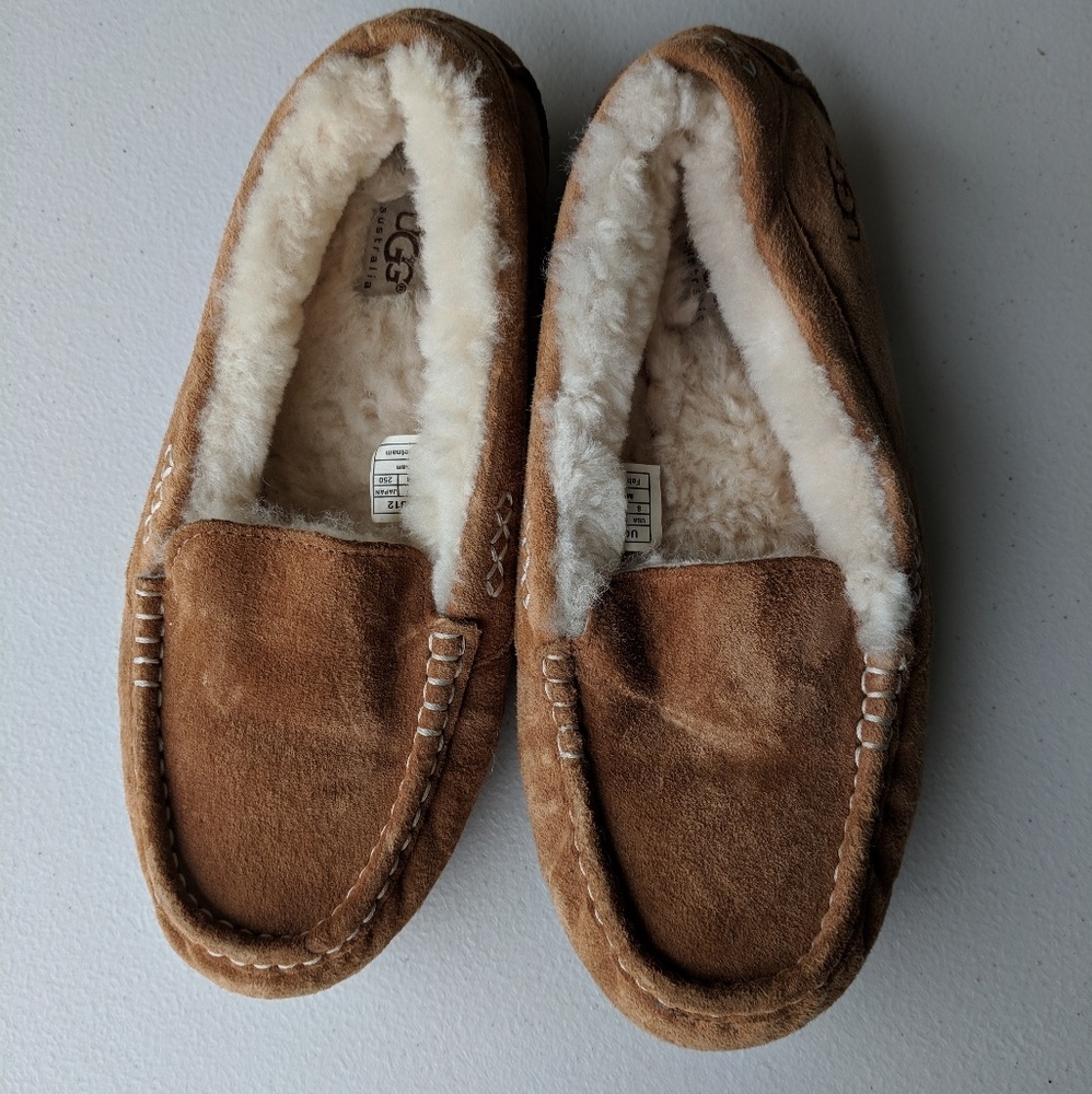 Ugg slippers